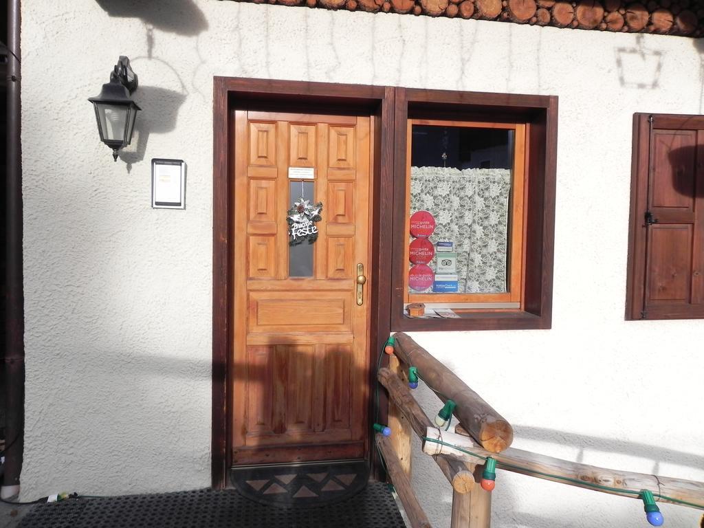 Le Vieux Rascard Chambres D'Hotes Champoluc Exterior foto